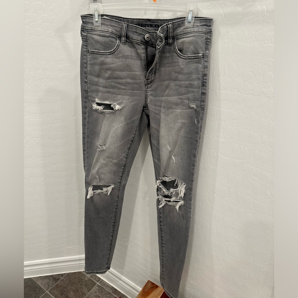 Size 10 regular length grey American eagle skinny jeans